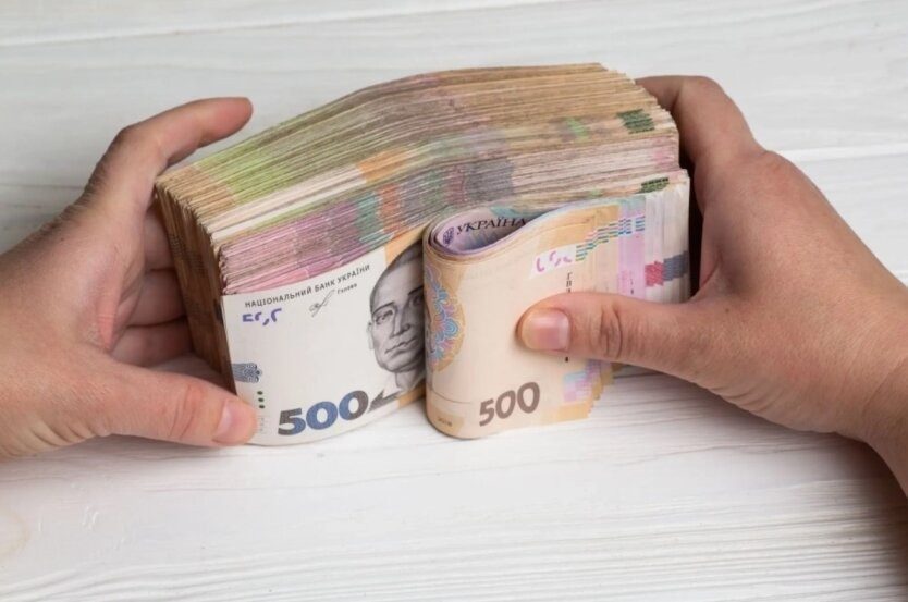 Частині пенсіонерів запропонували виплатити по 42 тисячі: кому і навіщо