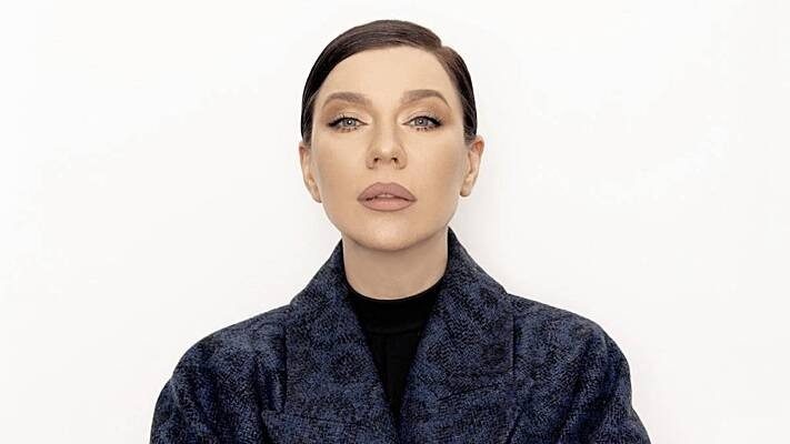 Предательница Елка вышла замуж за украинского певца-беглеца