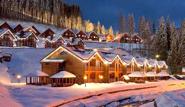 Шашлык за более 4000 грн: украинцы шокированы ценами в Буковеле