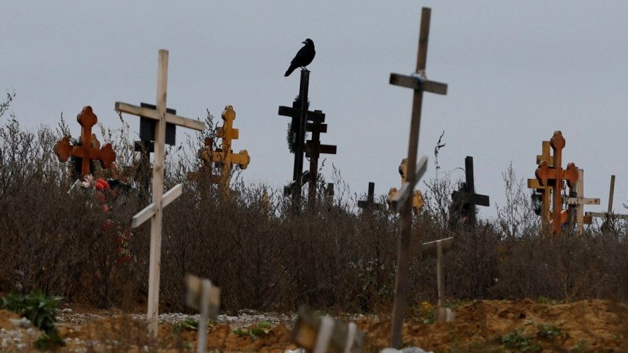 Втричі більше ніж Ватикан: де знаходиться найбільше кладовище України 