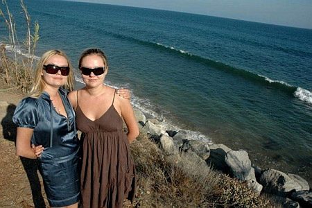 Полюбляли вечірки: який вигляд мали юні дочки експрем’єра Лазаренка 6 Полюбляли вечірки: який вигляд мали юні дочки експрем’єра Лазаренка