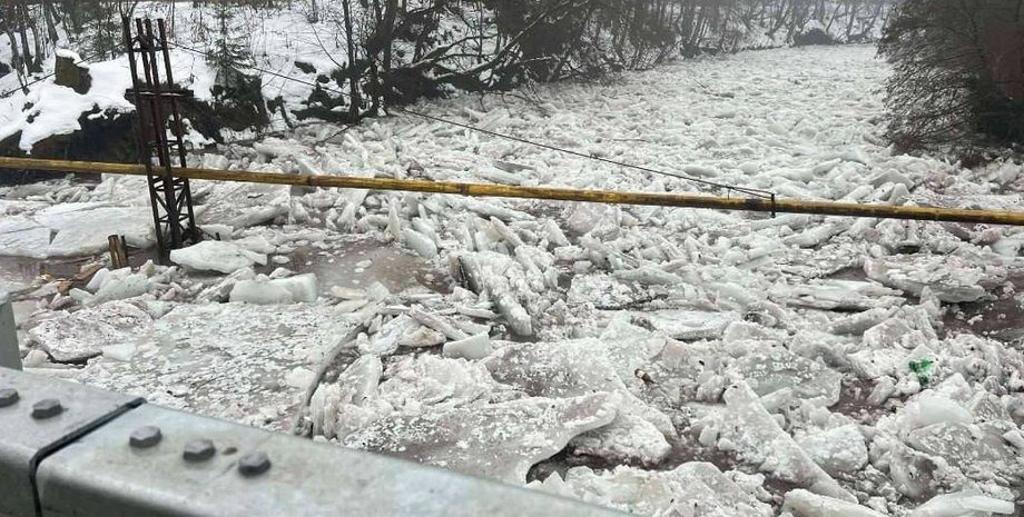 Вода поднимется на 1,5 метра: какие области Украины под угрозой