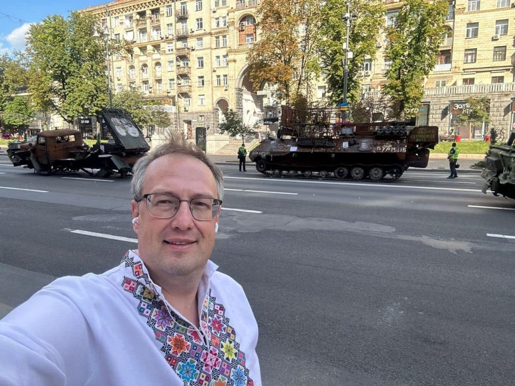 Основал "Миротворец" и перешел в аналитику: где сейчас Антон Геращенко