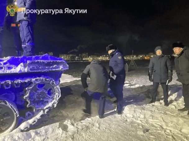 Танк убил 16-летнего россиянина на выставке "трофейной" техники в Якутске 3 Танк убил 16-летнего россиянина на выставке "трофейной" техники в Якутске