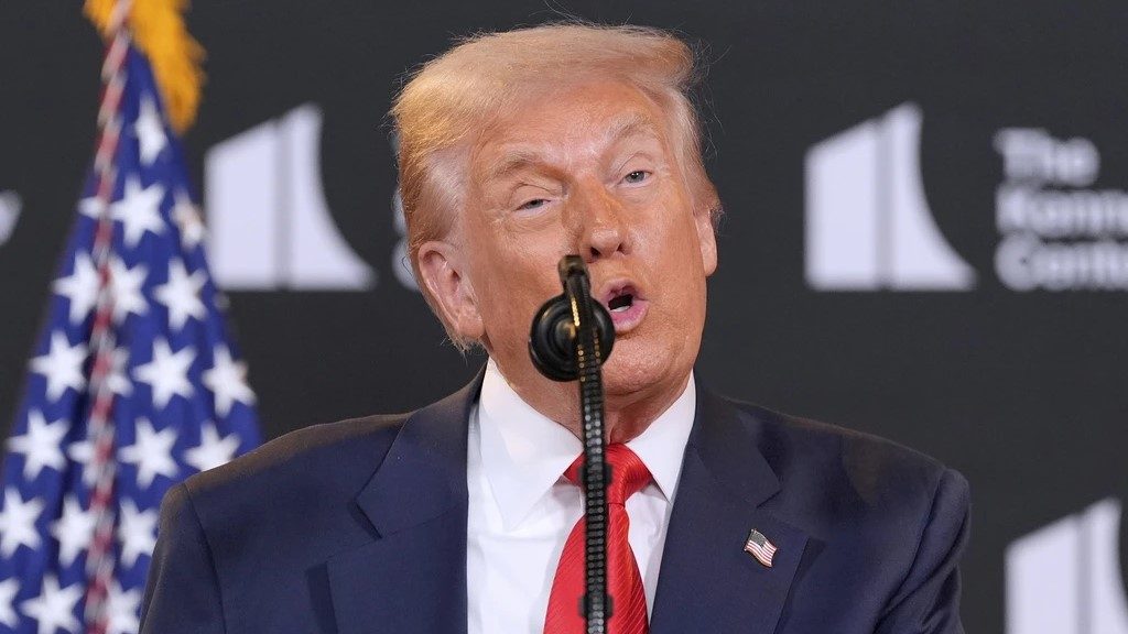 Трамп надіслав чіткий сигнал Кремлю: про що йшлося у зверненні