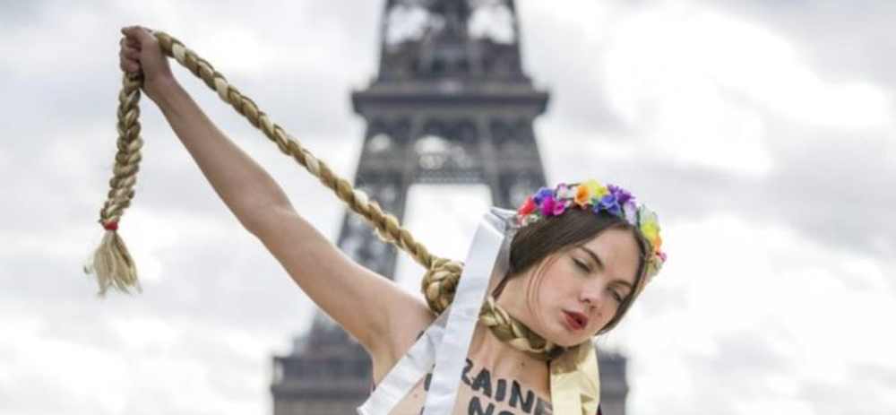 Одна з перших активісток Femen з голими грудьми: як померла Оксана Шачко  ➤ Prozoro.net.ua