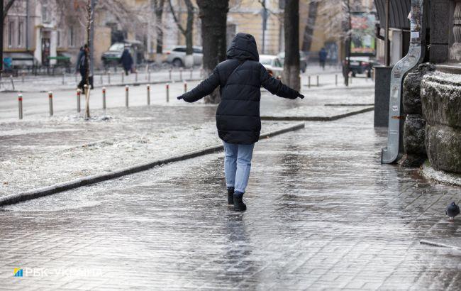 Як зробити на взутті антиковзне покриття: прості способи ➤ Prozoro.net.ua