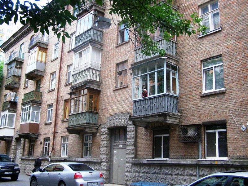 Держат тепло до недели: какие дома не замерзнут во время блекаута