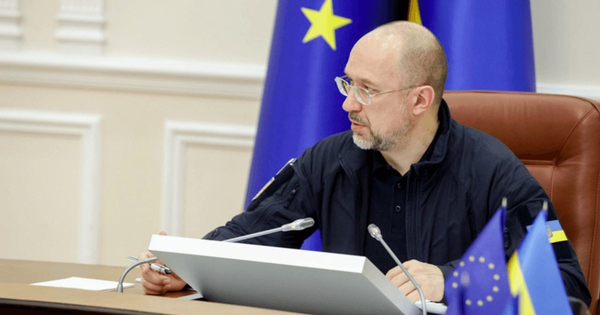 Шмыгаль анонсировал сокращение продолжительности отключений света