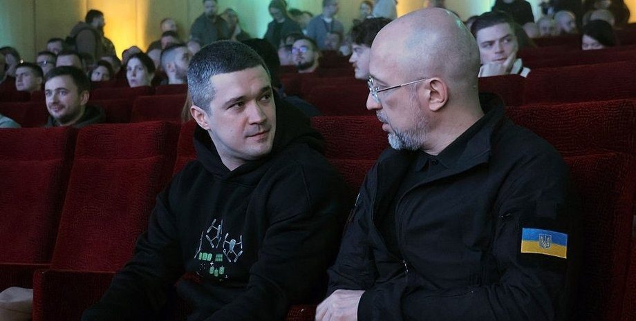 Шмигаль и Федоров подали в отставку: что происходит