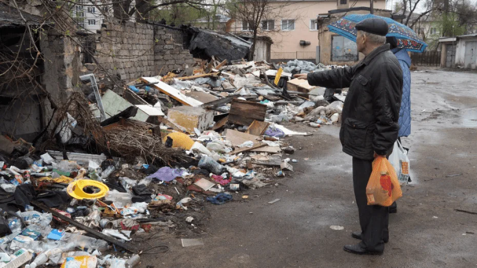 Тиловий смітник Росії: Воронеж потопає у калюжах та бруді на тлі мілітаризації (фото)