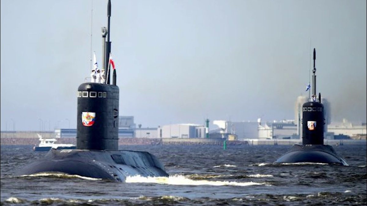 Всплыть означает погибнуть: почему субмарины РФ исчезли из Черного моря