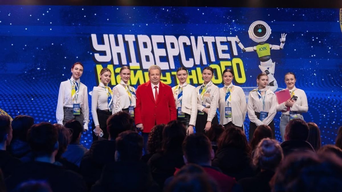 Конец эпохи «Юного орла»: почему Поплавский потерял должность в КУК