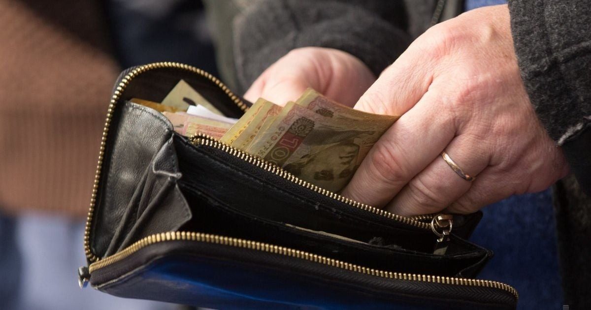 Украинцы со 2 марта не смогут расплачиваться некоторыми купюрами