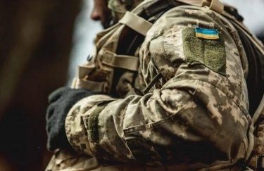 Зеленський підписав указ про службу 60+