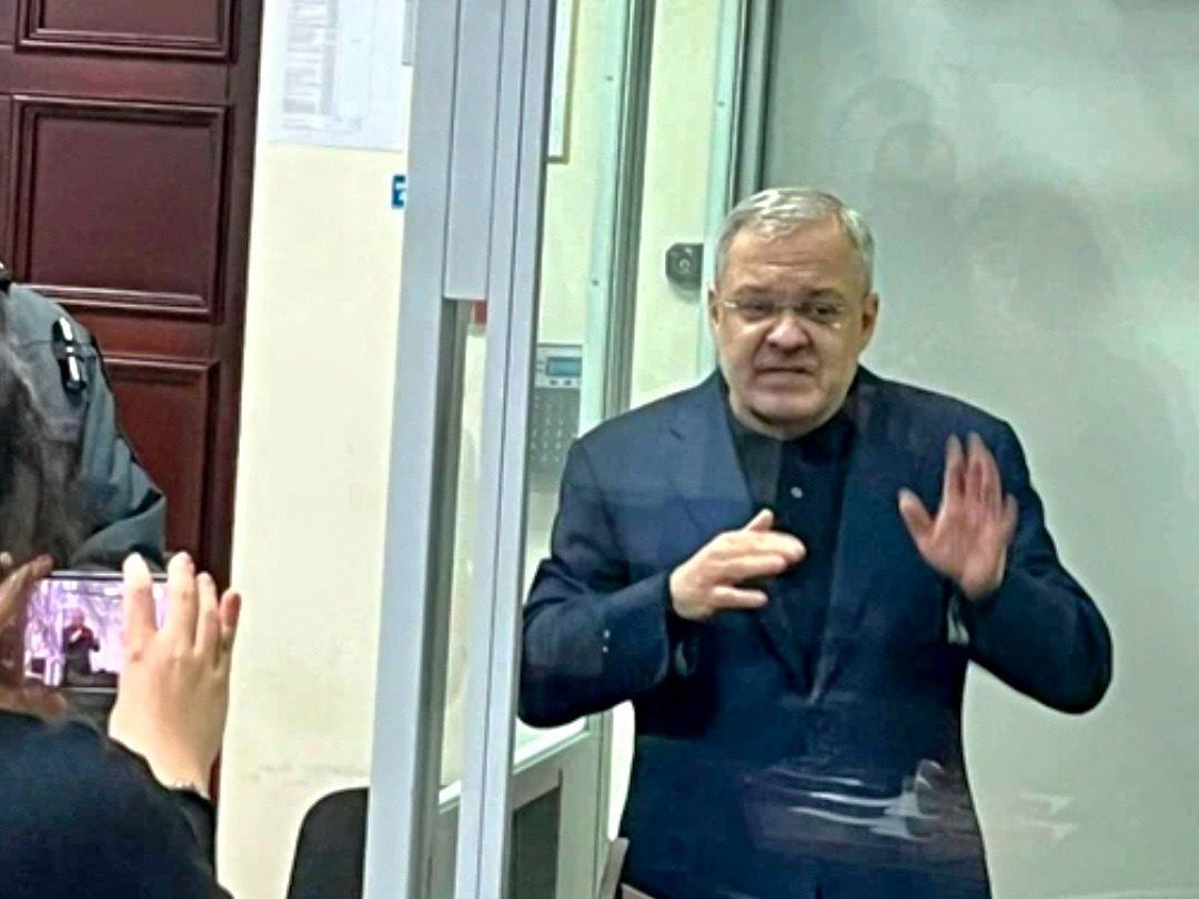 Звезда суда: Галущенко впечатлил луком на заседании