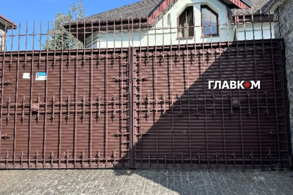 Дом экс-министра времён Януковича: как выглядит резиденция Галущенко 6 Дом экс-министра времён Януковича: как выглядит резиденция Галущенко