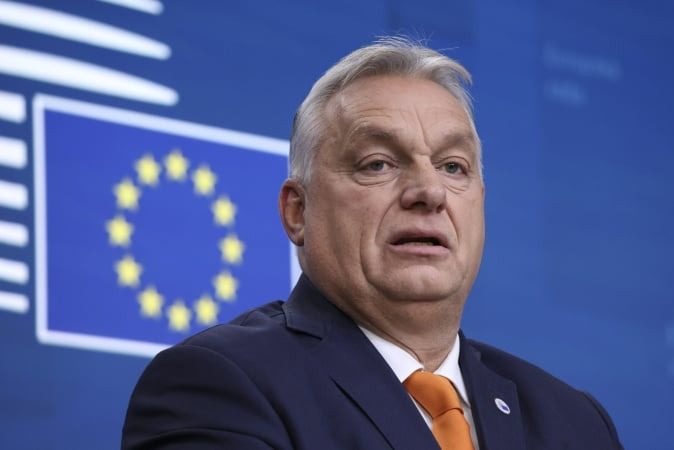 Ляпас Орбану: Угорщині доведеться розлучитися з нафтою РФ