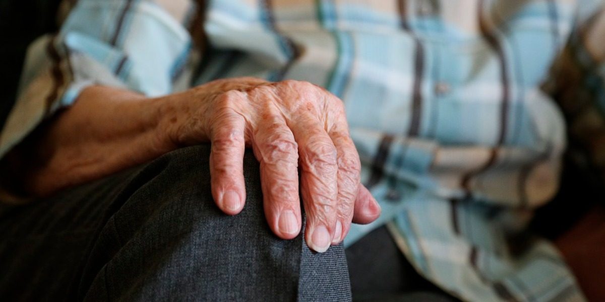 С кем лучше жить пожилым людям, особенно после 70 лет