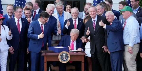Так ось чому Трамп хоче закінчити війну до 4 липня