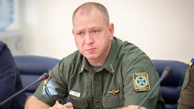 Зібрався на фронт? Що відомо про ексголову ДПСУ Дейнека після обшуків