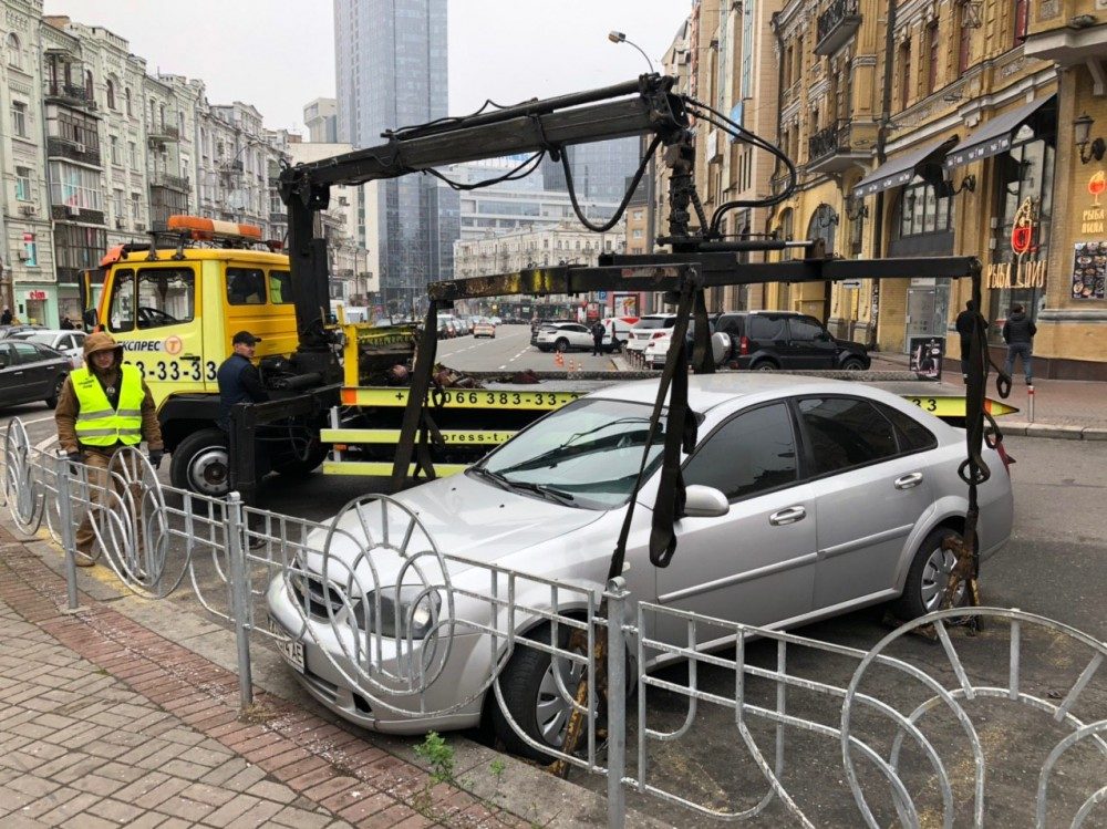 Действительно ли полиция не эвакуирует авто в мороз и что такое «зимний иммунитет»