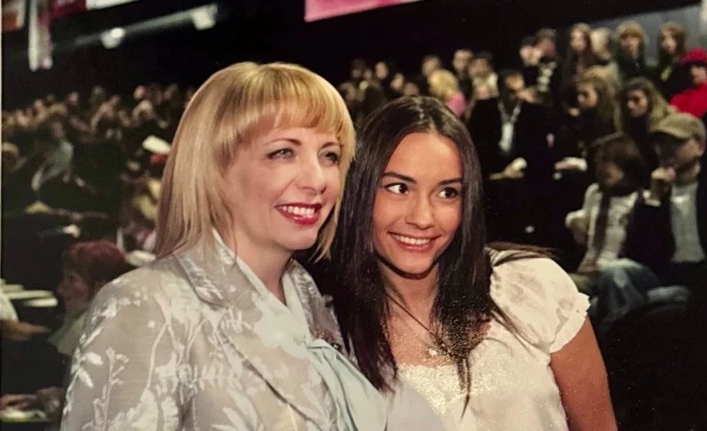 Какой была фамилия у супруги Виктора Ющенко до брака