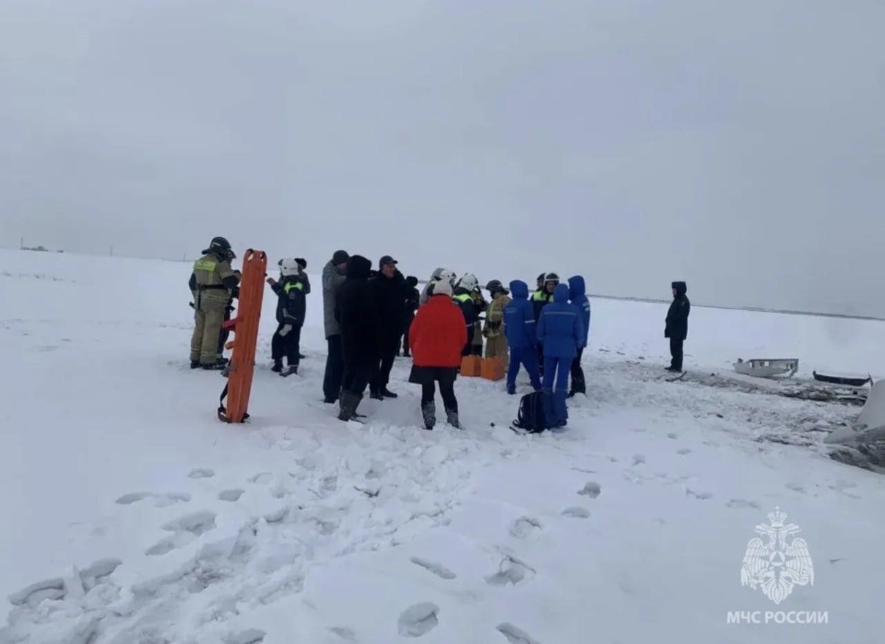 В Орске на РФ разбился самолет, весь экипаж погиб (видео)