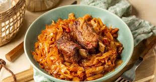 Ребрышки с тушеной капустой: как приготовить