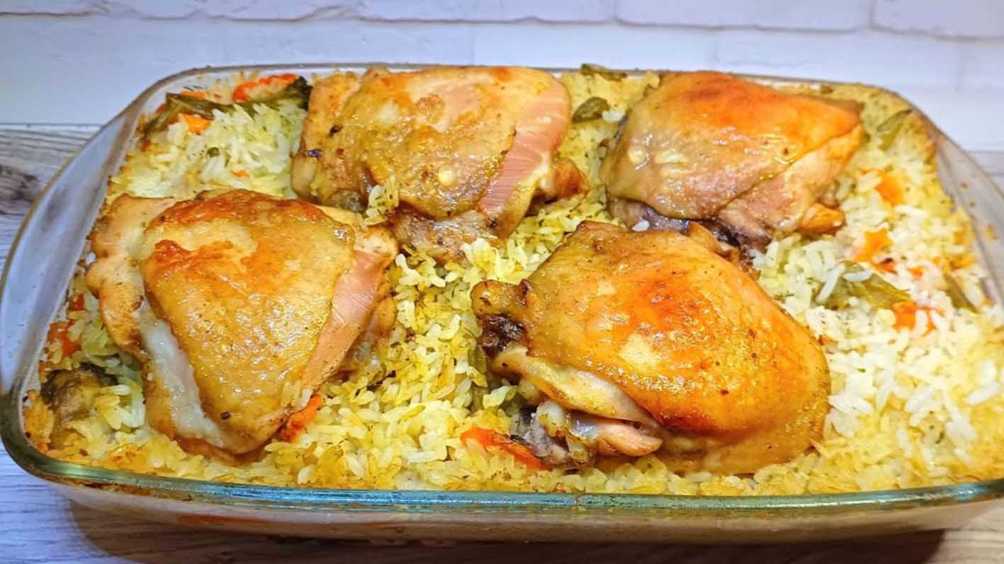 Рис с куриными бедрами в рукаве
