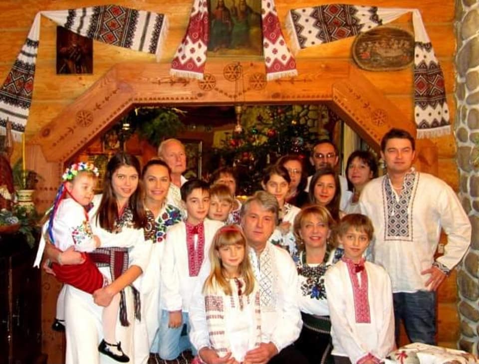 Какой была фамилия у супруги Виктора Ющенко до брака