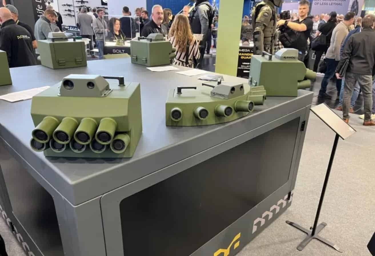 Німеччина створила перший у світі антидроновий комплекс