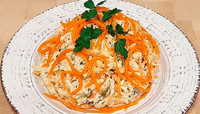 Лучше чем крабовый: рецепт салата с кукурузой и грибами ➤ Prozoro.net.ua
