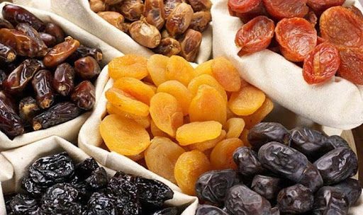 Полезный продукт или сладкая иллюзия: вся правда о сухофруктах