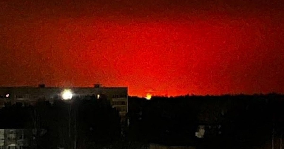 Гучна ніч у Росії: дрони атакували Москву і НПЗ у Ленінградській області