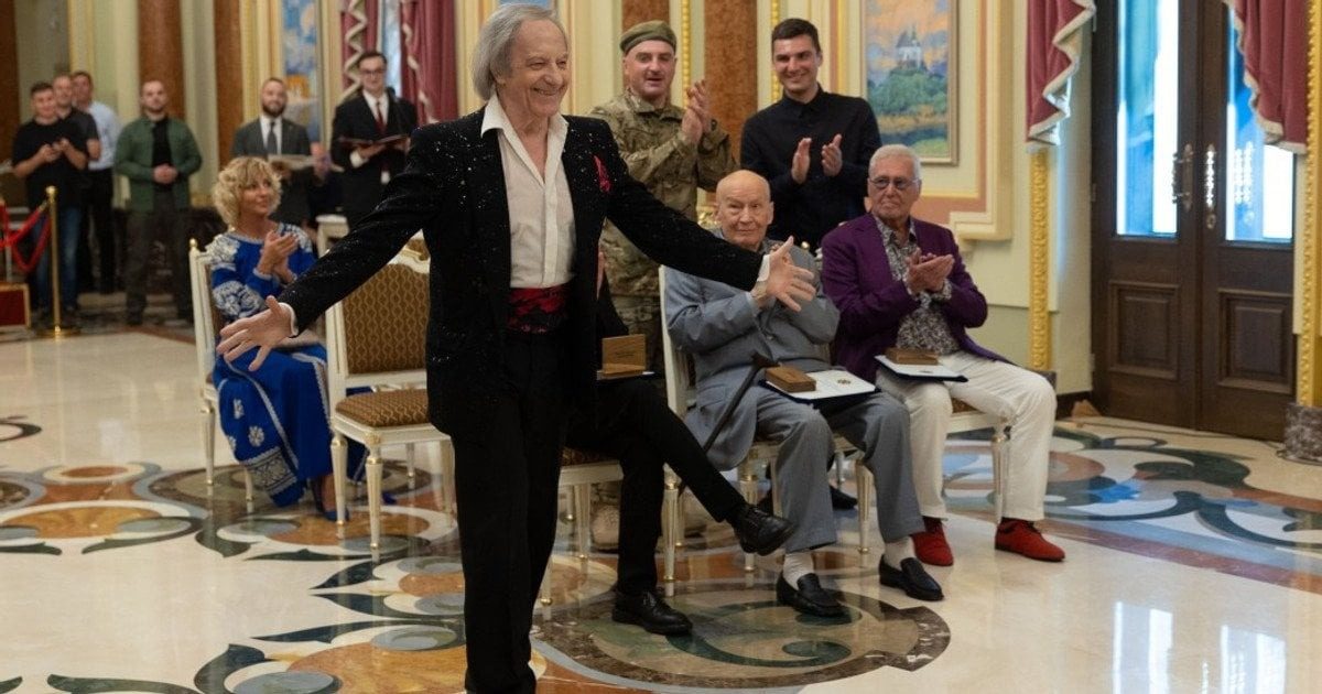 80-летний Василий Зинкевич поднял зал на ноги одной фразой (видео)