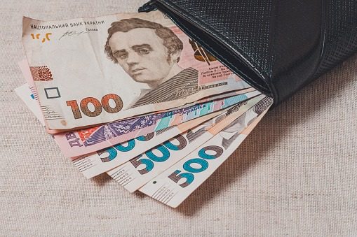 В Украине с 1 марта выросли минимальные пенсии: кому теперь будут платить больше