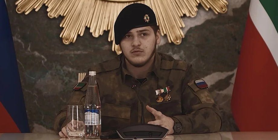 Сын Кадырова после ДТП появился на публике: его высмеяли в сети (видео)