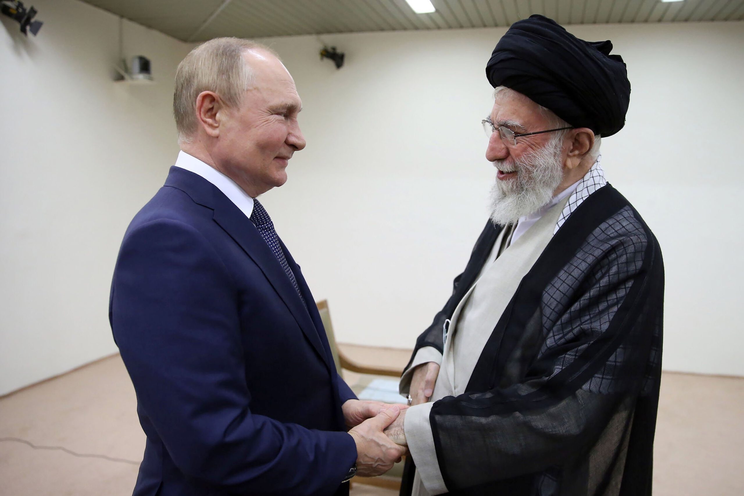 Миттєва реакція Путіна на смерть Хаменеї: що ляпнув глава РФ