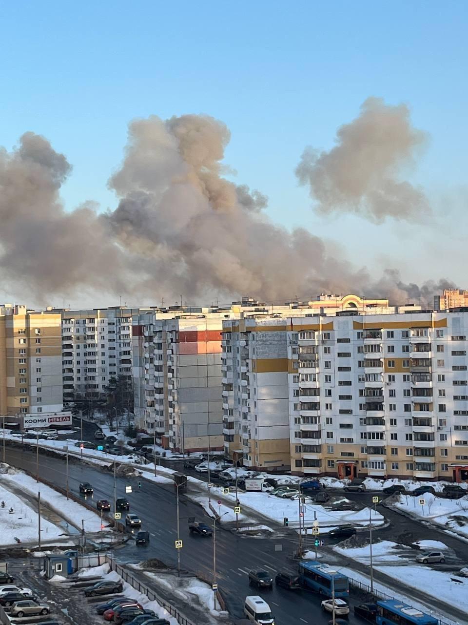 Завод в Брянске «поймал» несколько ракет (видео)