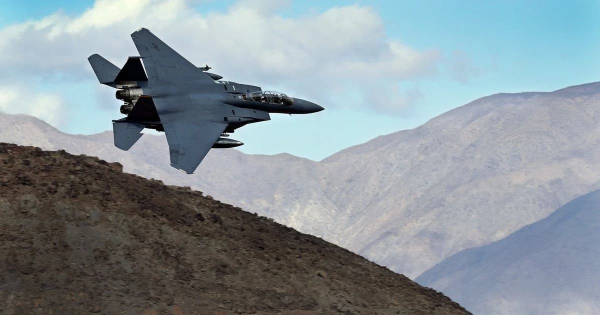 ВВС Кувейта случайно сбили три американских F-15: подробности