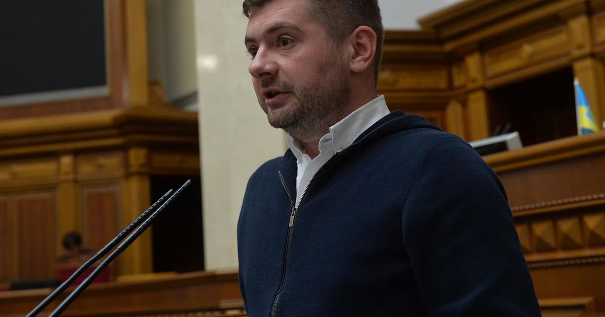 Скільки грошей «під матрацом»: деталі декларації колеги Зеленського ➤ Prozoro.net.ua