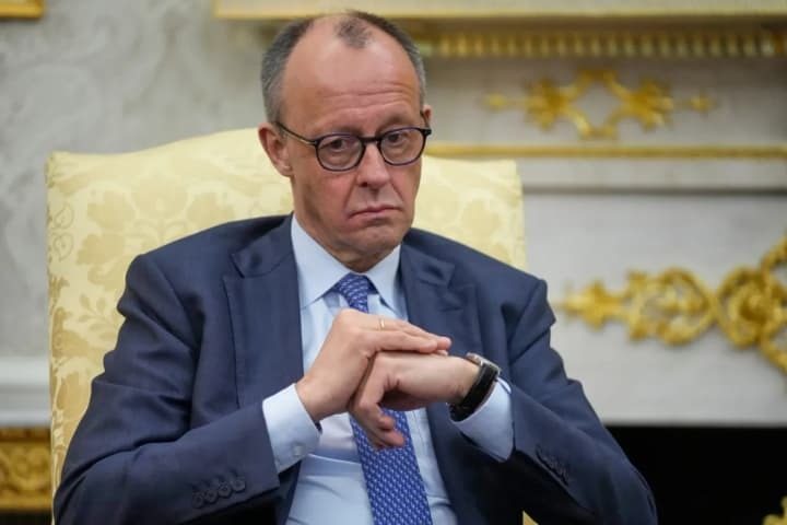 Мерц заговорил о территориальных уступках: жесткое заявление