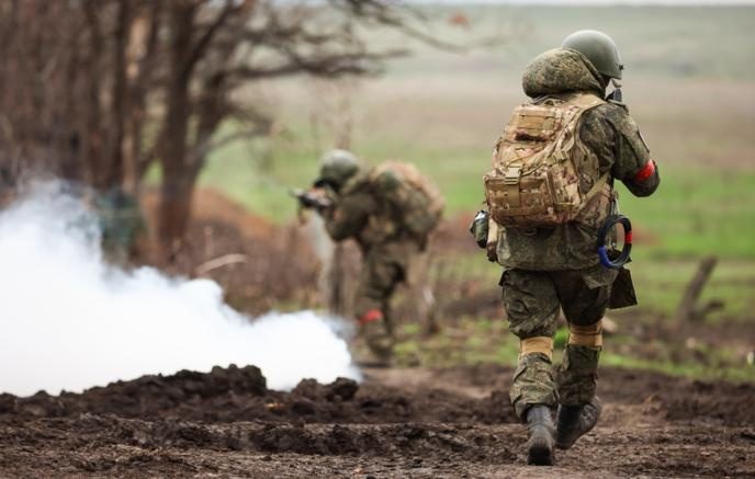 Они идут в полный рост: боец ВСУ рассказал о наступлении РФ