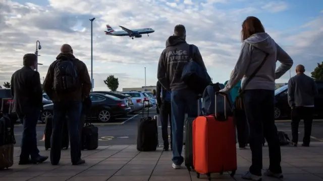 Туристов ждет неприятный сюрприз в этом году, — Bloomberg ➤ Prozoro.net.ua