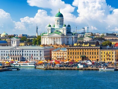 Украинцы массово покидают одну из самых богатых стран ЕС