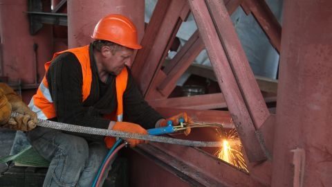 У Росії пропонують запровадити 12-годинний робочий день