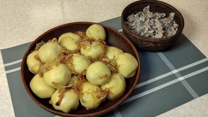 Картофельные клецки с соленым творогом
