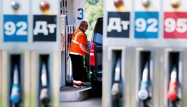 Будет ли бензин по 80 гривен за литр