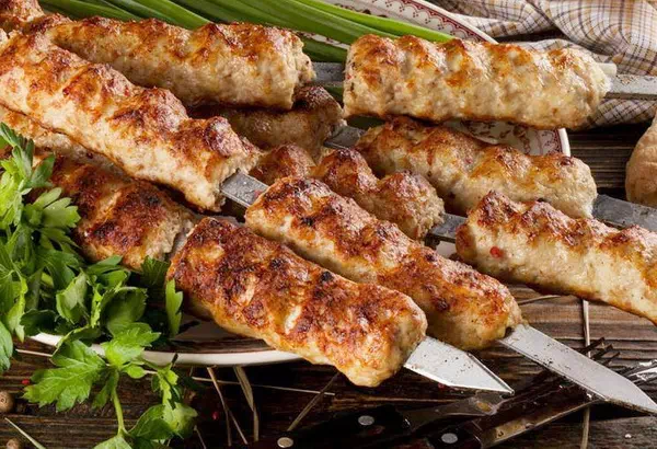 Люля-кебаб из индейки: как готовить в мультипечке